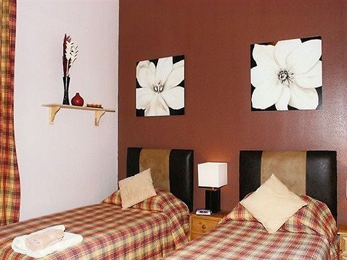 The Berkeley Guesthouse Eastbourne Bagian luar foto